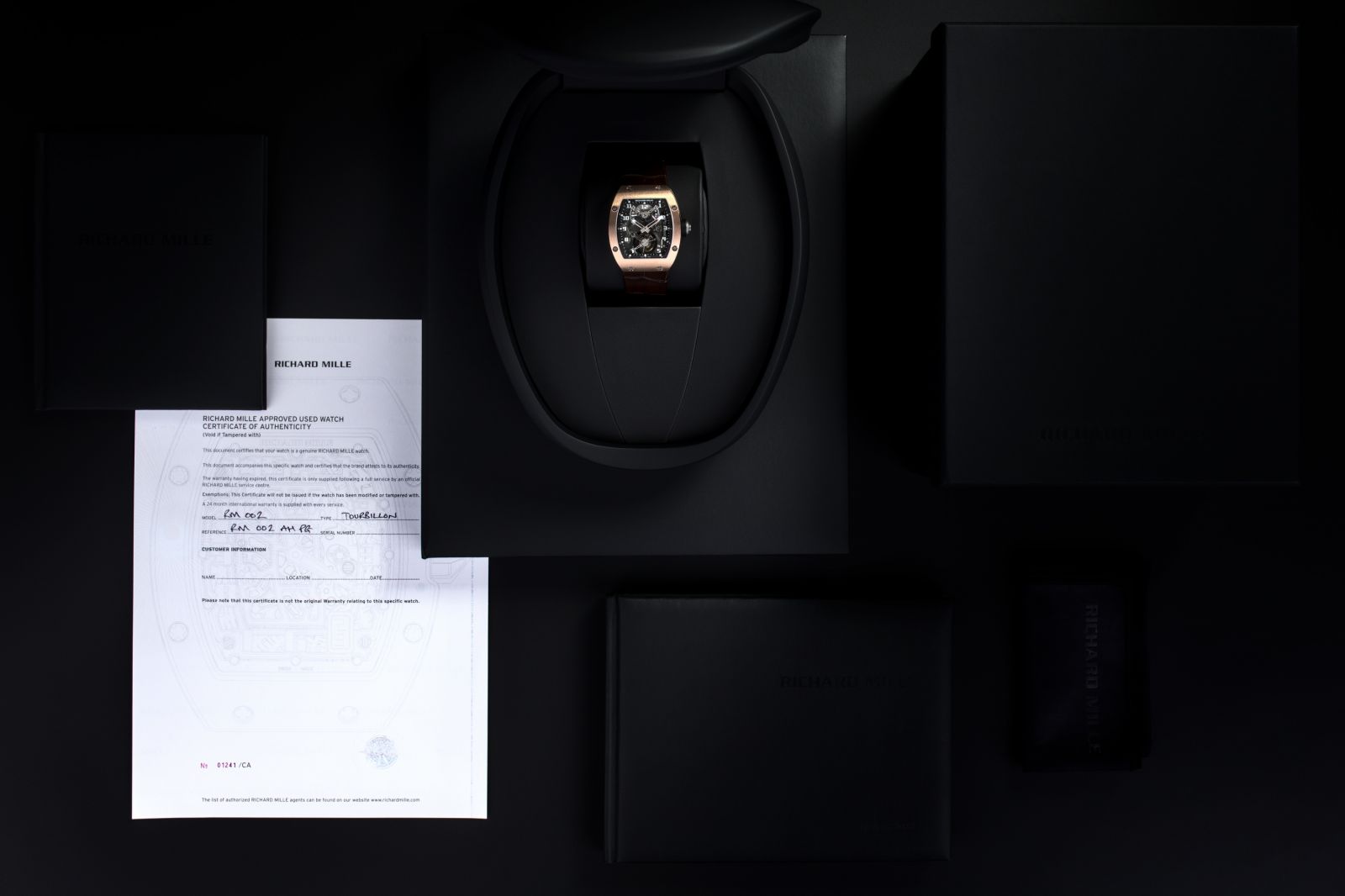 TA LUXURY WATCH